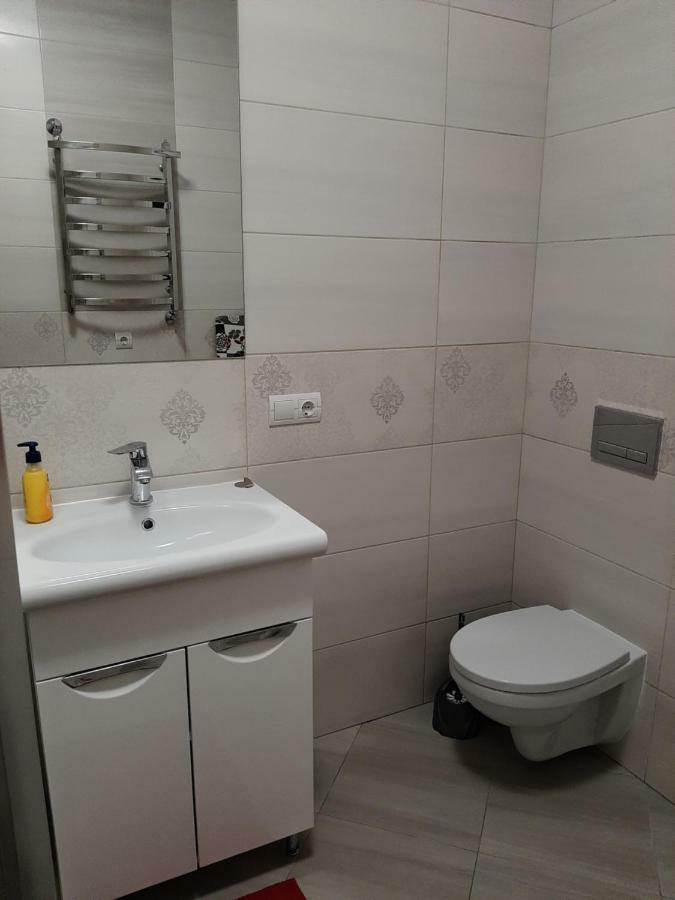 Apartment In Serbska リヴィウ エクステリア 写真