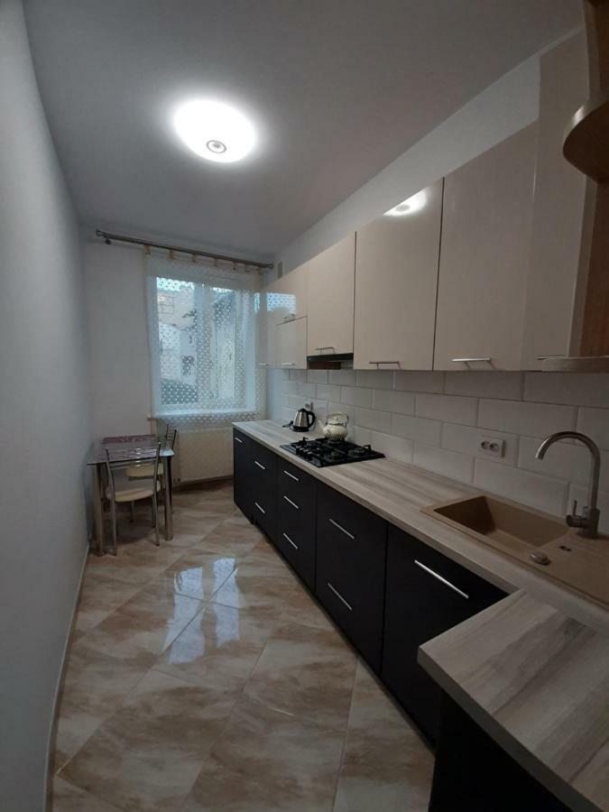 Apartment In Serbska リヴィウ エクステリア 写真