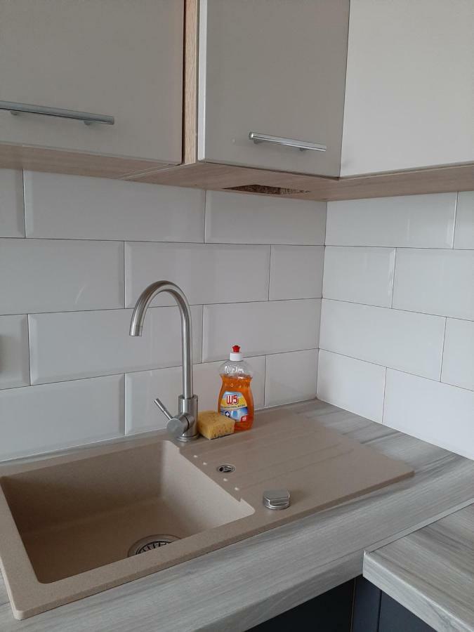 Apartment In Serbska リヴィウ エクステリア 写真
