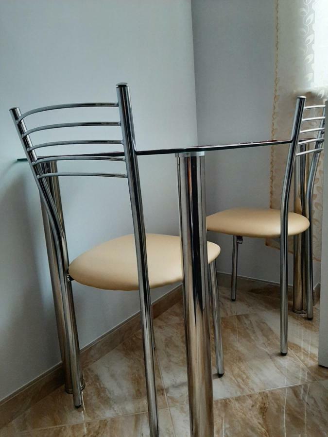 Apartment In Serbska リヴィウ エクステリア 写真
