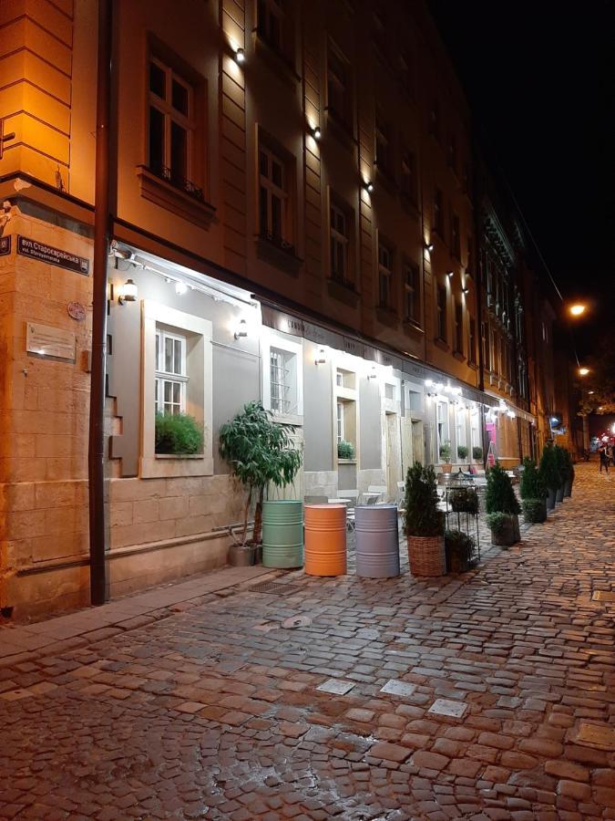 Apartment In Serbska リヴィウ エクステリア 写真