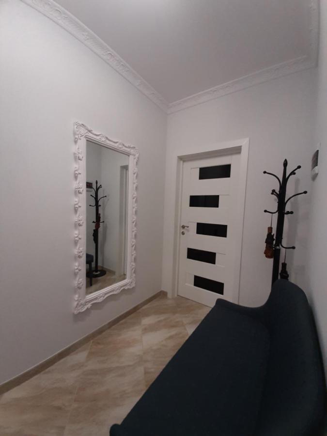 Apartment In Serbska リヴィウ エクステリア 写真