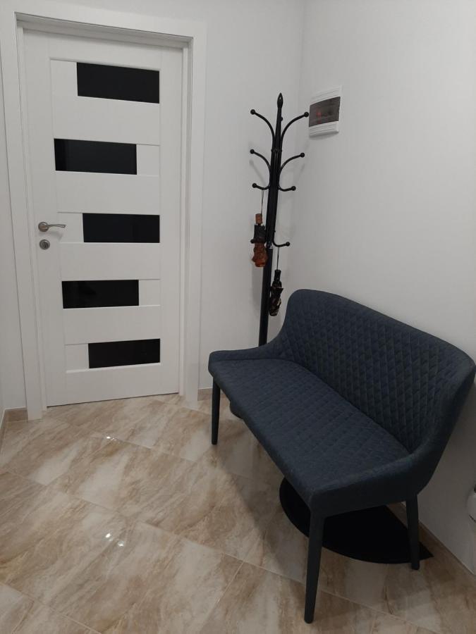 Apartment In Serbska リヴィウ エクステリア 写真