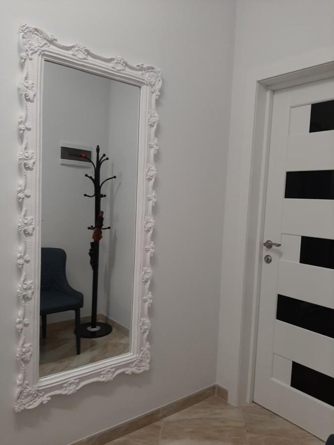 Apartment In Serbska リヴィウ エクステリア 写真
